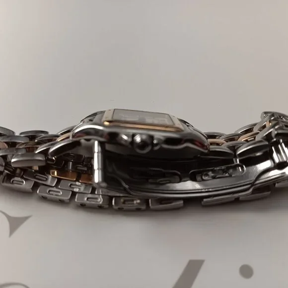 CARTIER GOLD AND SILVER LADIES WATCH - Picture 9 of 11